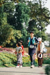 BIB: 
                            <button type="button" onclick="openModal(25913727)" class="btn btn-primary btn-sm float-right btn-popup" data-toggle="modal" data-target=".modal-high-quality">
                        <i class="fas fa-shopping-cart"></i> Add to Cart
                    </button>
                                            <button type="button" onclick="isThisMe(25913727, true)" class="btn btn-success btn-sm float-right btn-popup btn-isme hidden" data-toggle="tooltip" data-placement="bottom" title="นี่คือรูปของคุณใช่ไหม คลิกที่นี่เพื่อเอาเข้าอัลบั้ม">
                        <i class="fas fa-plus"></i> Add to album
                    </button>
                    <button type="button" onclick="isThisMe(25913727, false)" class="btn btn-warning btn-sm float-right btn-popup btn-isnotme hidden">
                        <i class="fas fa-ban"></i> Remove from album
                    </button>